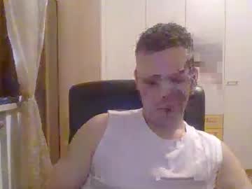 Gionnylove Chaturbate stream image from March 24, 2025