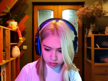 Edithfears Chaturbate stream image from March 24, 2025