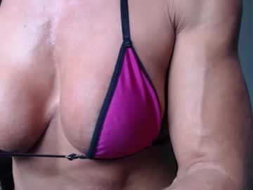 Lusexyhot Chaturbate stream image from March 24, 2025