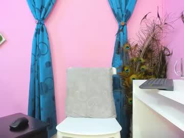 Miss_Flora Chaturbate stream image from March 24, 2025