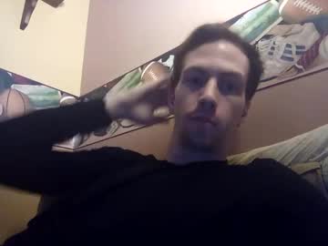 Pervyson32 Chaturbate stream image from March 24, 2025