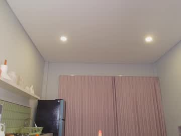 Tia_Kim Chaturbate stream image from March 24, 2025
