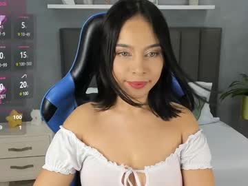 Evelin_33 Chaturbate stream image from March 24, 2025