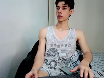 Logan_333 Chaturbate stream image from March 24, 2025
