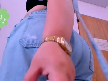 Pixxxiee_ Chaturbate stream image from March 24, 2025
