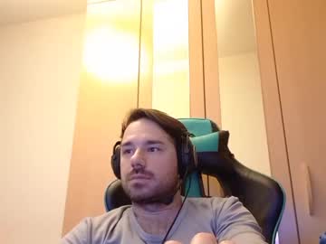 Therealking21 Chaturbate stream image from March 24, 2025