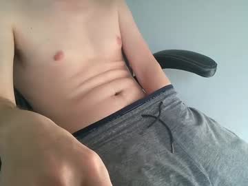 Bigbluesky123065 Chaturbate stream image from March 24, 2025