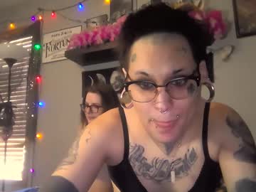 Freyandjess Chaturbate stream image from March 24, 2025