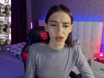 Sophiecherrie Chaturbate stream image from March 24, 2025