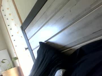 2ccjbstar Chaturbate stream image from March 24, 2025