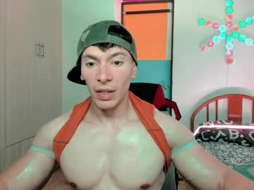 Luisfernikesportboy Chaturbate stream image from March 24, 2025
