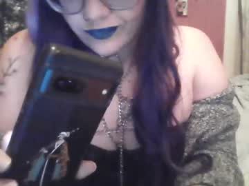 Rubyevader Chaturbate stream image from March 24, 2025