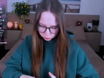 Adellinafayst Chaturbate stream image from March 24, 2025