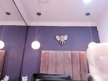 Cami_Roux Chaturbate stream image from March 24, 2025