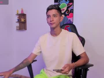 Nick_Greey Chaturbate stream image from March 24, 2025