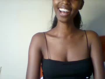 Verabright Chaturbate stream image from March 24, 2025