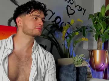 Noha_Miler Chaturbate stream image from March 25, 2025