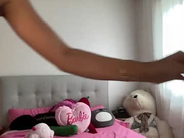Shysashy Chaturbate stream image from March 25, 2025