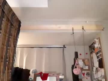 Willinganalslut13 Chaturbate stream image from March 25, 2025