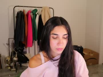 Anastasiapetitegirll Chaturbate stream image from March 25, 2025