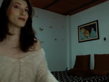 Moira_Hot Chaturbate stream image from March 25, 2025