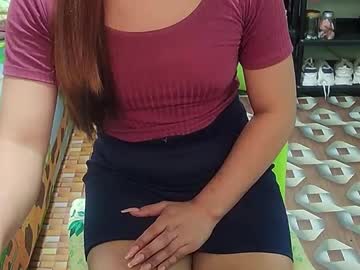 Urasian_Girlie Chaturbate stream image from March 25, 2025