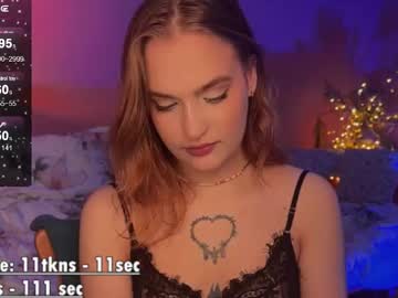 Caroline_Kiparis Chaturbate stream image from March 25, 2025