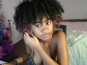 Kkanoca Chaturbate stream image from March 25, 2025