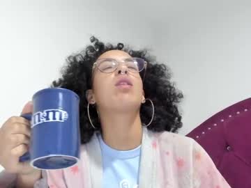 Youwishtobeme Chaturbate stream image from March 25, 2025