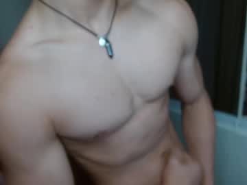 Jeffypttgolozo Chaturbate stream image from March 25, 2025