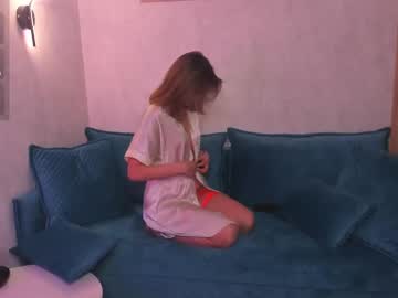 Dominododson Chaturbate stream image from March 25, 2025