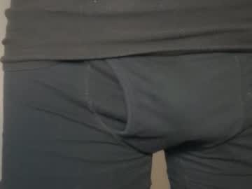 Tallshyexposed Chaturbate stream image from March 25, 2025