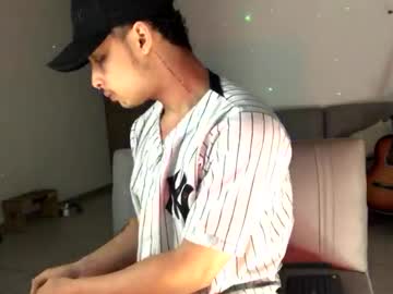 Zeusjeff Chaturbate stream image from March 25, 2025