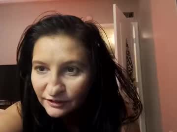 Bellasluluaby Chaturbate stream image from March 25, 2025