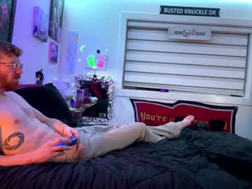 Thecarrguyy Chaturbate stream image from March 25, 2025