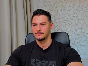 Clintmasterss Chaturbate stream image from March 25, 2025