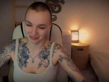 Camellia_Moon Chaturbate stream image from March 25, 2025