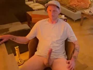 Gilbertlachsmann Chaturbate stream image from March 25, 2025