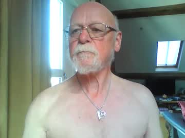 Johnfm12000 Chaturbate stream image from March 25, 2025