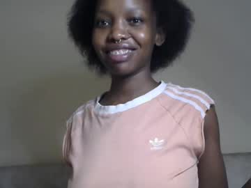 Veey_Dellah Chaturbate stream image from March 25, 2025