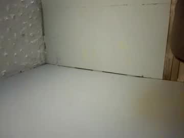Perry1w Chaturbate stream image from March 25, 2025