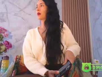 Lillyblu Chaturbate stream image from March 25, 2025