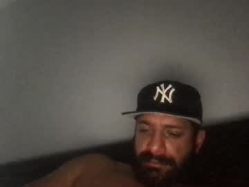 Vinnieb01 Chaturbate stream image from March 25, 2025