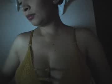 Melekangel Chaturbate stream image from March 25, 2025