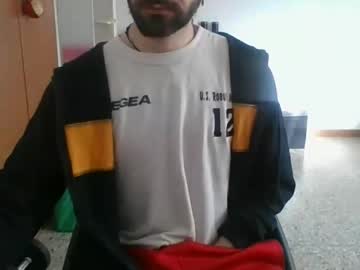 Cockonee Chaturbate stream image from March 25, 2025
