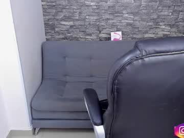Mathew_Wolf4 Chaturbate stream image from March 25, 2025