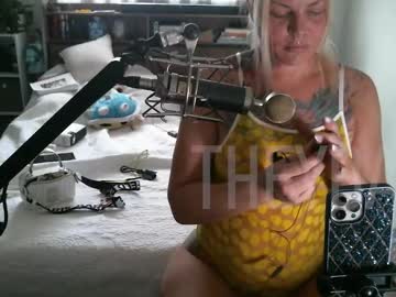 Theybae Chaturbate stream image from March 25, 2025
