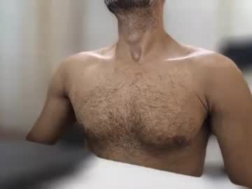 Virtualisreal Chaturbate stream image from March 25, 2025