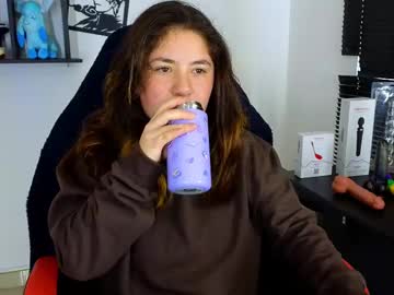 Ann_Cohen Chaturbate stream image from March 25, 2025
