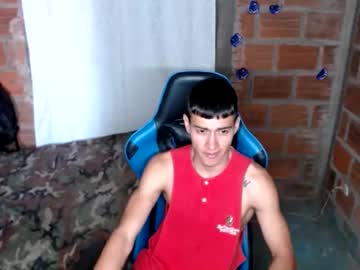 Flacolatind Chaturbate stream image from March 25, 2025